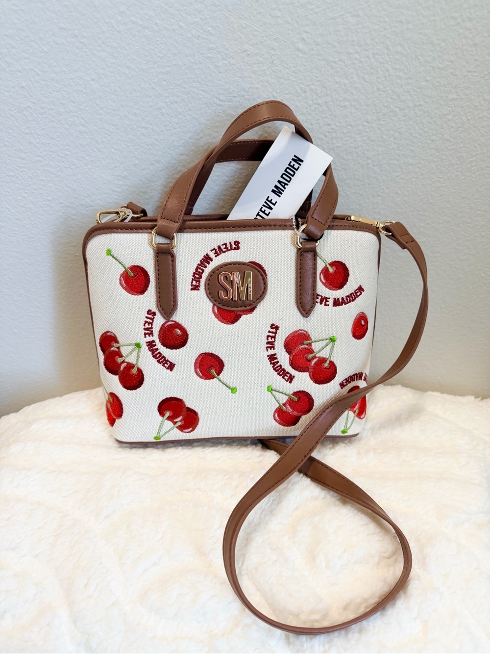 🍒Steve Madden Cream Crossbody Bag with Red Cherry Print and Brown Trim🍒